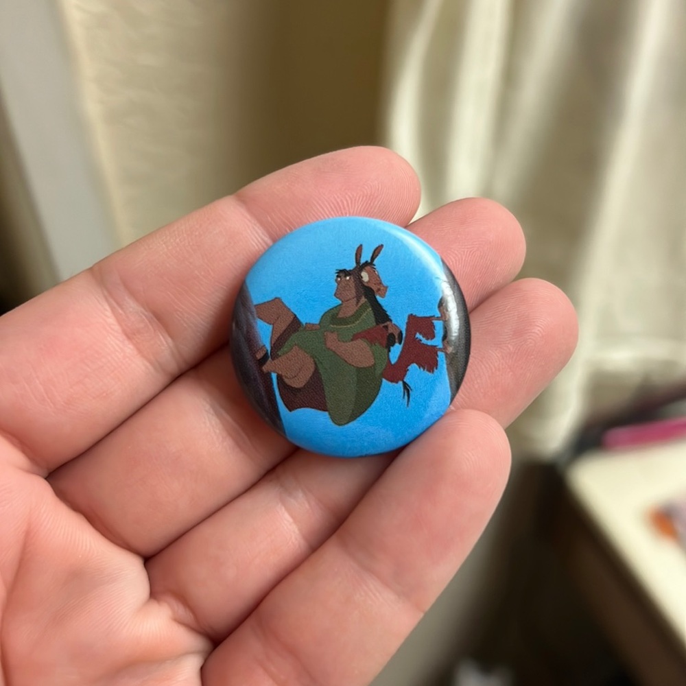 D23 Destination 2012 series The Emperor’s New Groove Button Collection: 2 FOR $6